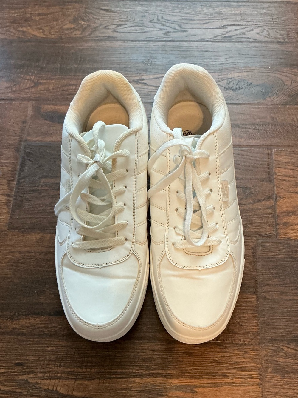 Air Balance Men’s White Low-Top Lace-Up Sneakers Size 10
